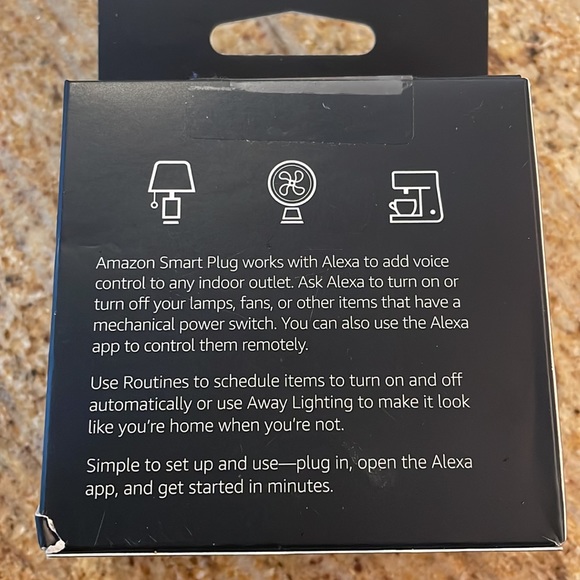 Amazon Smart Plug - Picture 2 of 4